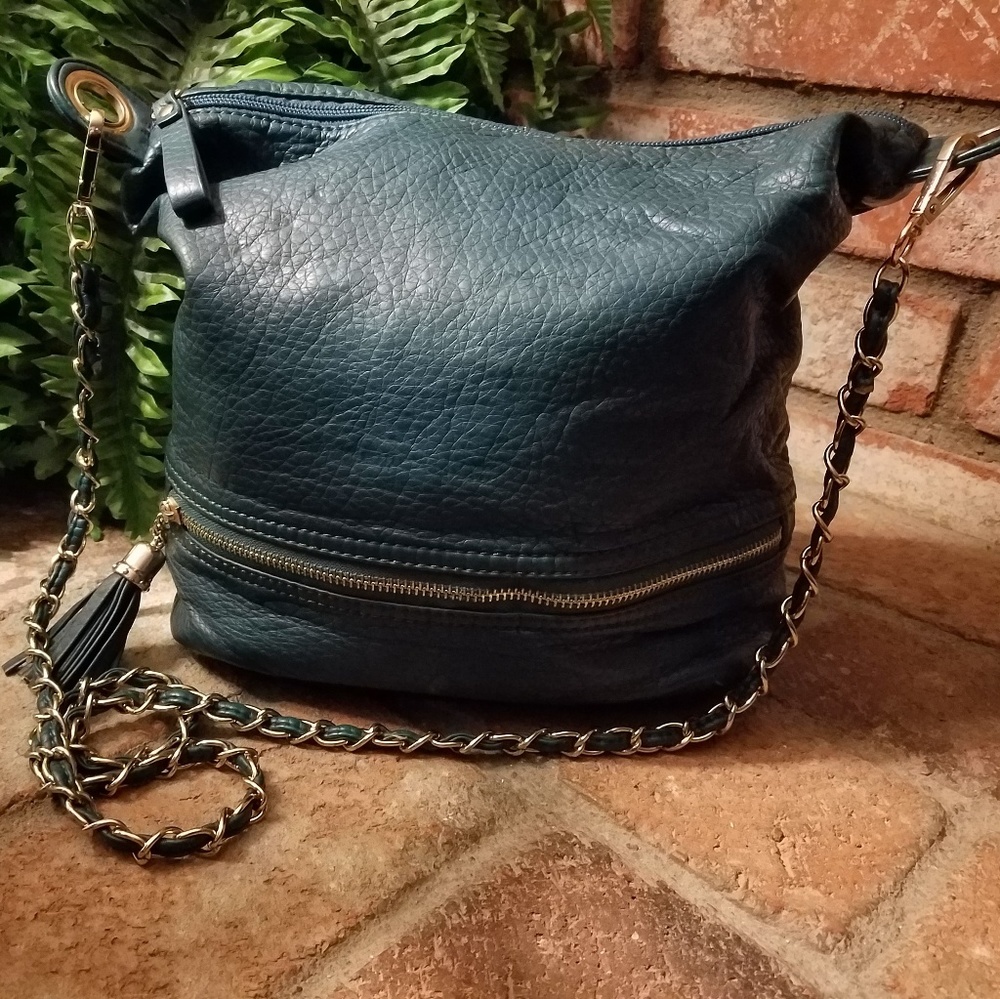 Crossbody purse